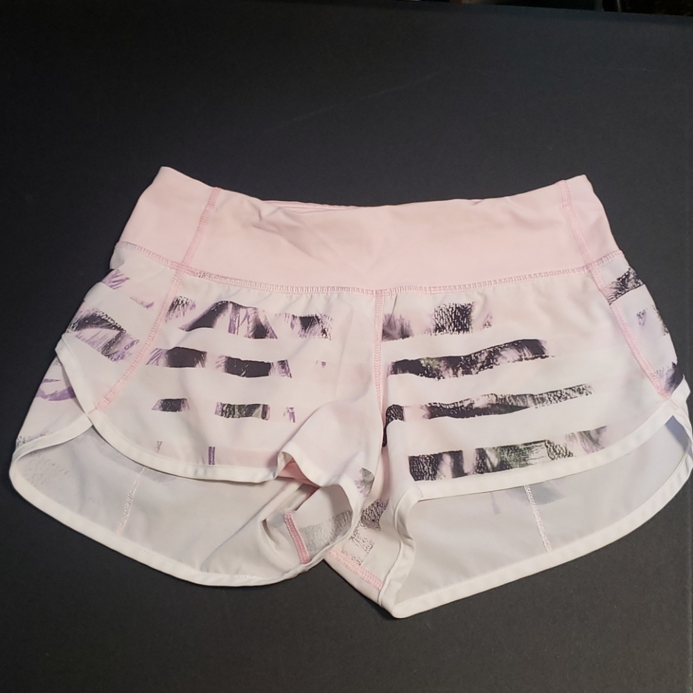 Lululemon Speed Up Short *2.5"